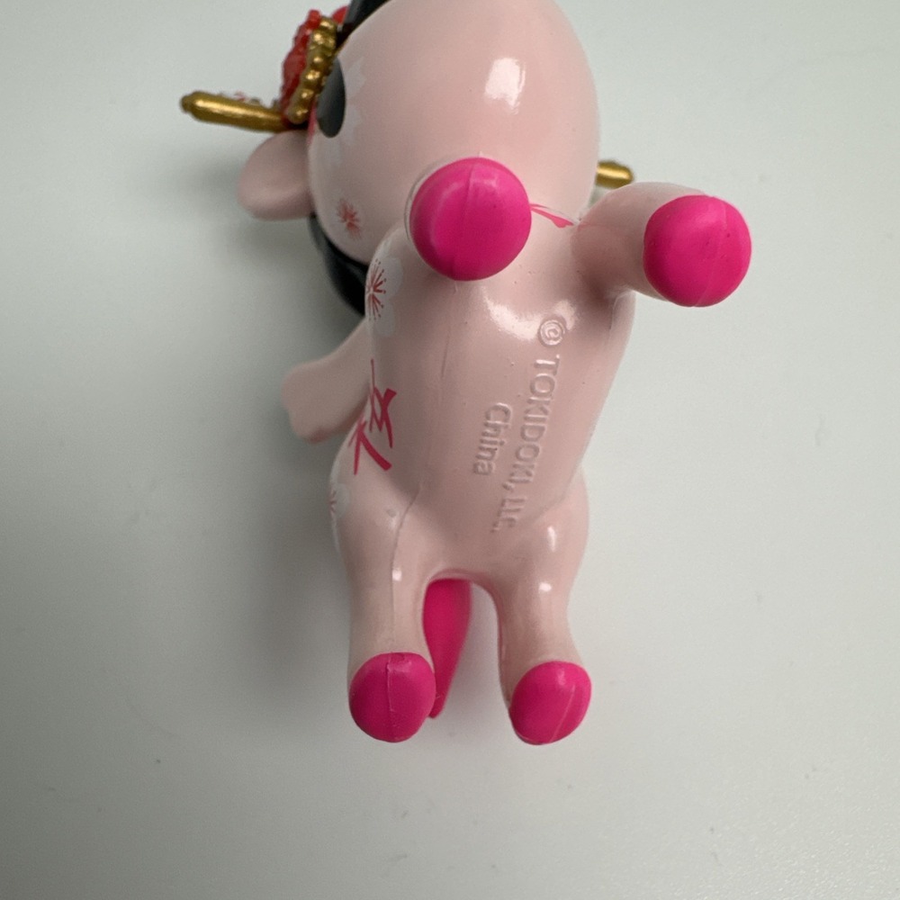 Tokidoki Unicorno Cherry Blossom Series SAKURAKO Pink Vinyl Collectible Figure - Picture 8 of 14